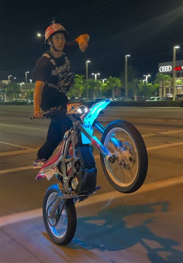 Exploring the Features of the Sur-Ron Electric Scooter