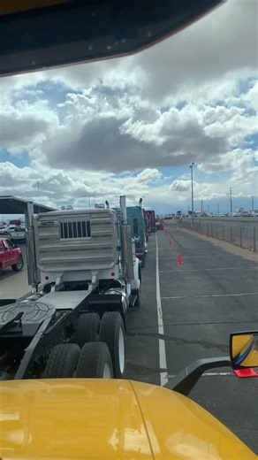 The People’s Convoy to DC, Adelanto California right now! To join the People’s Convoy live, follow us! Broadcasting livehttps://t.me/convoytodc