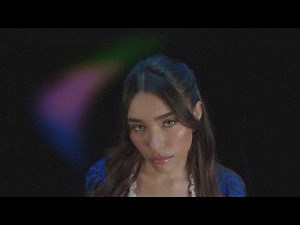 Follow The White Rabbit - Madison Beer (Vídeo)