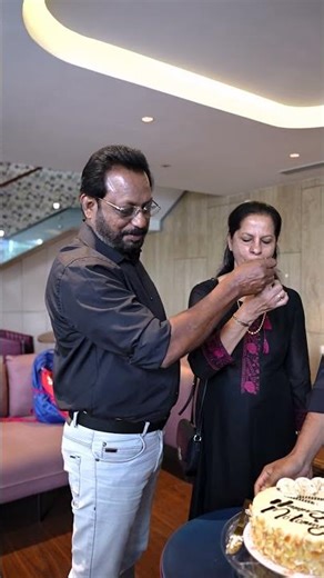 Congratulations to Zachariah Thomas on taking delivery of the remarkable Land Rover Discovery