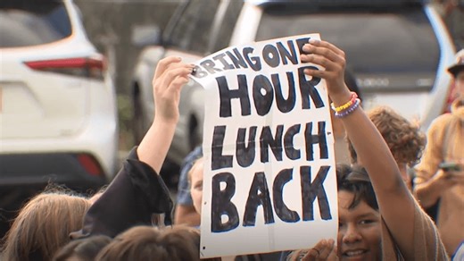 Seattle students protest new lunch schedule, demand answers from SPS leadership