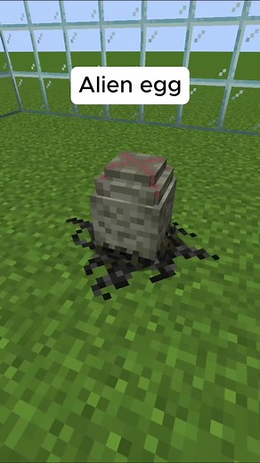 Exploring the Gigeresque Minecraft Mod