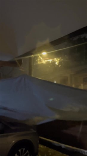 At 5:15 a.m., howling winds and relentless rain sweep through Banilad, Cebu City, as Typhoon Tino intensifies over the Visayas. | 📷 Jacq Hernandez, PBB Photojournalist Latest Cebu and more updates at proudbisayabai.ph | Proud Bisaya Bai