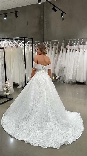 Timeless Lace Bridal Gown | 2026 Wedding Dress Inspiration