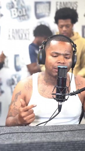 BRO CALLED OUT THE HOMICIDE UNIT ON THIS LIVE FREESTYLE🔥🔥😱#freestyle #rap #viral #liveperformance #flow #moneybaggyo #gang #hood #energy #police #finesse2tymes #edit #music #memphis #follow | New Rap Talent