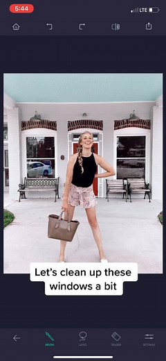 Erasing negativity from my life like... ✏️ (app is called TouchRetouch) #TikTokBrushes #eraser #erase #photoedit #retouch #photoretouch