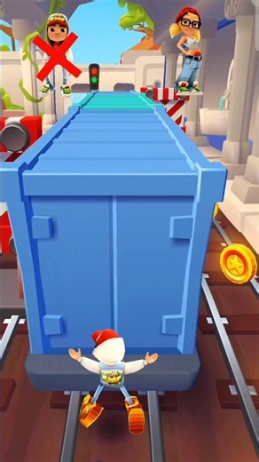 🔥 TOP 2 BEST CHARACTERS in Subway Surfers! 😱🏃‍♂️ Who’s Your Favorite? #shorts