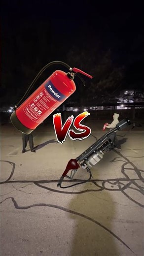 Flamethrower VS Fire Extinguisher 🔥