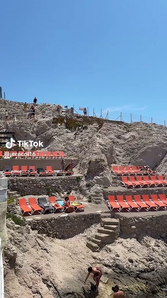La baie des singes : Plage privée à Marseille