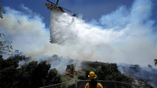 LIVE: Sandy Fire in Simi Valley burns nearly 1,400 acres, destroys home