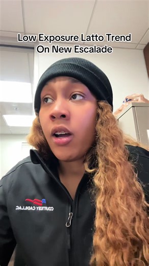 Did the low light eat down with the car or?😭 #gogirl #carsaleswoman #carsales #louisville #louisvilleky