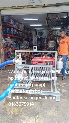 Asalamualaikum semua rakan Tik tok. Water pump engine diesel 35 hp. 3 inci high pressure centrifugal pump. Key stater engine c/w bateri N70. 20 kaki 3 suction hose. 3 inci flot Valve. 2ps hose clip. 1 set 3 inci capling pump. full set. Berminat boleh hubungi saya. Kamal.0163275914 Terima kasih bos. Hantar ke negeri Johor. Sangat sesuai digunakan untuk ladang pertanian yang luas dan berbukit. #ladangsayur #kebunsayur #hafismachinery #kolamternakanikanairtawar #jabatanpertanianmalaysia #jabatanper