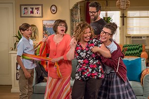 The New ‘One Day at a Time’ Is Netflix’s Best Comedy Since ‘Kimmy Schmidt’