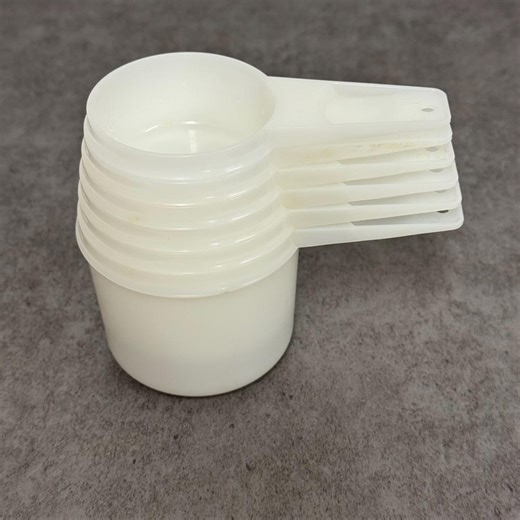 Vintage White Tupperware Measuring Cups- Complete Set of 6 Nesting - Etsy