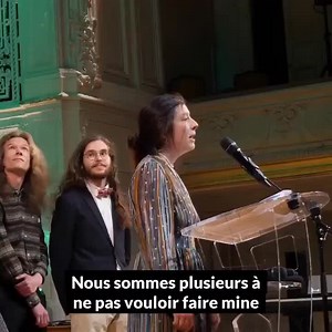 1.2M views · 30K reactions |  DES ETUDIANTS D'AGRO PARIS TECH FONT SÉCESSION. Lors de leurs remise de diplôme, des étudiants de Agro paris tech ont tenu un discours anticapitaliste et ont appelé à déserter l'avenir qu'on leur réserve : inventeur d'OGM, innovateur de l'agro-industrie, acteur de la croissance 'verte'. Dans un discours clair et sans compromis, ils appellent à la multiplication des actions et aspirent à une écologie radicale. | Cerveaux non disponibles | Facebook