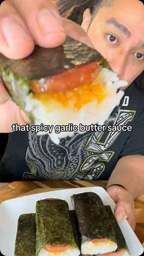 Samoan Foodsurfer on Instagram: "Did you know Hawaii 7-11s sell spicy garlic butter musubi? I missed them so much I made up my own recipe. Happy holidays. #igfood #igers #foodie #recipe #spam #musubi #hawaii #samoa #samoan"