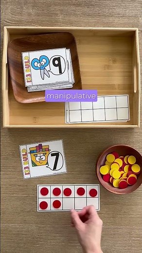 How I Introduce Math Manipulatives Without the Chaos | Kindergarten Back to School
