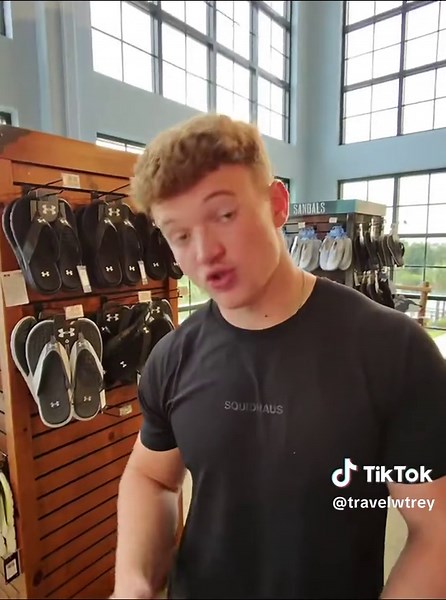 Best Affordable Wallets for Men in 2023