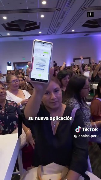 🎉 ¡El lanzamiento de Negocio Leonisa App fue un éxito rotundo! 🚀 Un evento lleno de tecnología, innovación y nuevas posibilidades para transformar la manera en cómo vives tu negocio. 🌟 Gracias a @mercadonegrope por esta increíble cobertura del momento que marcó el inicio de una nueva era para todas nuestras consultoras. 🙌 Descarga Negocio Leonisa App y lleva tu negocio al siguiente nivel. ¡Negocio Leonisa APP, siempre contigo! 📲✨ #NegocioLeonisaApp #Vanguardia #Emprendedoras