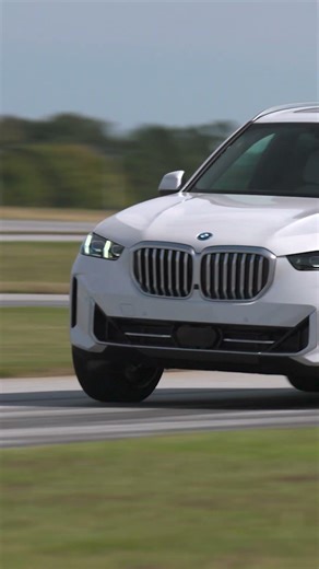 One SUV, three drive modes, unlimited possibility. The X5 xDrive50e.