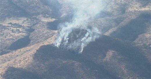 7 acre wildfire sends up smoke in Colorado foothills in an area where there's already a burn scar