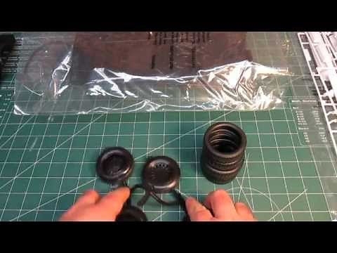 Revell Camaro Z28 Foose Edition 1/12 Model Kit Open Box Review