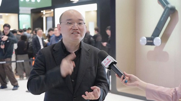 China: Annual electronics exhibition in Shanghai showcases robots for everyday life