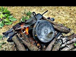 Cleaning and restoring cast iron skillets