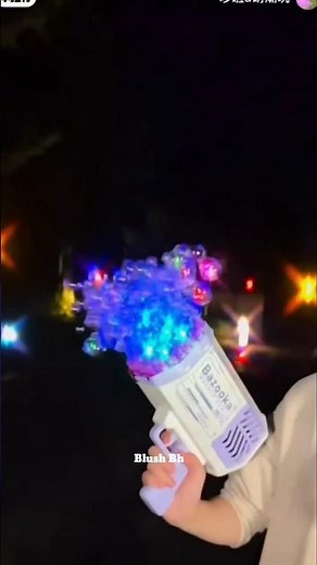 "😄🫧"Watch This Bubble Gun Create Magic!