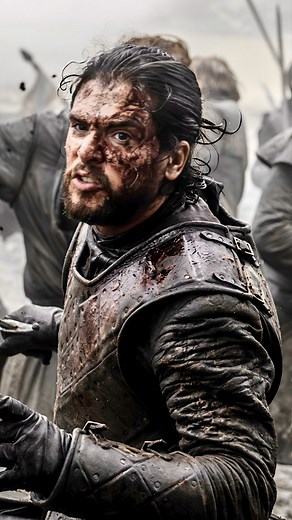 9.4K views · 22 reactions | In Game of Thrones, the Battle of the Bastards used over 500 extras, 70 horses, and 25 stuntmen — but most of that massive army? It was digitally duplicated from just 160 real people! The mud, however, was 100% real — so deep that actors kept losing their boots during filming. gameofthrones #battleofthebastards #gotfacts #jonSnow #vfx | Anm Movies | Facebook