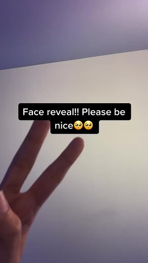 Lauren RedlineRP Face Reveal Reaction