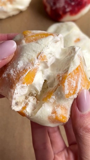Viral Rice paper mochi 🥭🍓🫐 Recipe linked in my bio, or Google search choosing Chia rice paper Mochi. Thank you for supporting my blog so I can keep creating recipes! The mochi craving is real and this version does not disappoint. chewy in the middle, and filled with mango, strawberry, or blueberry and super quick to prep! 📌 Save this recipe and follow @choosingchia for more easy recipe ideas! #mochi #viralrecipe #healthydessert