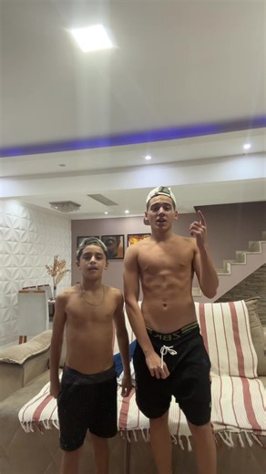 Os vídeos de Arthur.Thalles90 (@arthur.siqueir9) com som original - cami ★