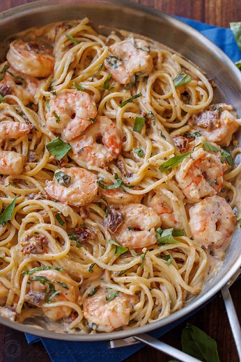 180K views · 3.2K reactions | This 30-Min Tuscan Shrimp Pasta is loaded with juicy shrimp in a creamy sun-dried tomato and garlic Alfredo sauce. : https://natashaskitchen.com/tuscan-shrimp-pasta/ | NatashasKitchen.com | Facebook