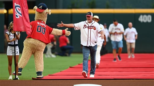 Watch the Braves honor 1995 World Series team