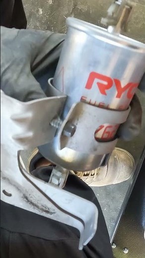 Mazda 3 BL Fuel Filter Replacement in Seconds!