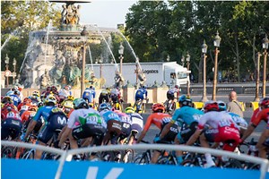 XPO Logistics cumple 40 años como socio oficial de transporte del Tour de Francia