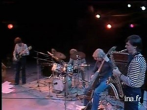 7.5K views · 269 reactions | Jan Garbarek Group 1978, French TV Jan Grabarek Group sur la scène du Théâtre de l'Empire à Paris 1978 Jan Garbarek - saxophone John Taylor - keyboards Bill Connors - guitar Eberhard Weber - bass Jon Christensen - drums 0:00 Passing 7:50 Spansk Samba | Avant Garde Music | Facebook