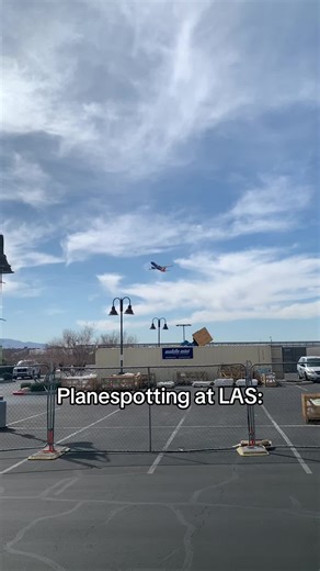 Planespotting at LAS: A Guide for Aviation Enthusiasts