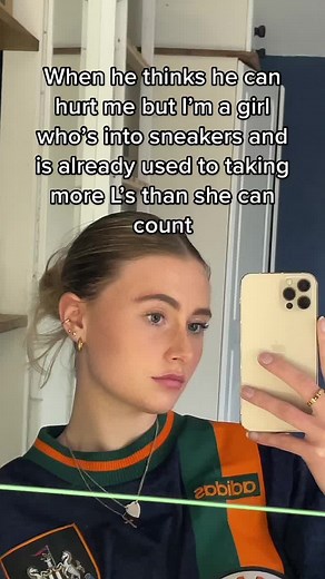 and who is a Newcastle United fan 🙃 #sneakerhead #femalesneakerhead #sneakergirl #sneakers