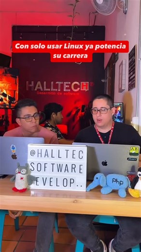 2.2K views · 2.8K reactions | Con solo usar Linux ya potencia su carrera 朗 #halltec #amamoshacersoftware #Linux #desarrolladores #software #programacion | Halltec Oscar y Camilo | Facebook