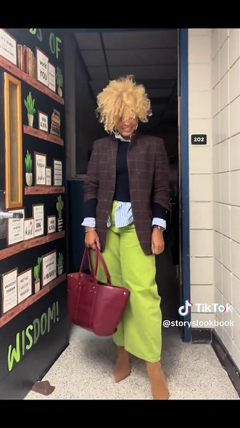 🍂✨ Fall vibes are in the air! Loving these autumn hues! 🍁💚💙❤️🤎 Layering these hues adds so much depth and warmth to fall outfits. Do you have any favorite layering pieces for this season? #fallfashion #OOTD #autumnInspiration #styleinspo #teachersoftiktok Blazer Button up: @Macy’s Sweater: @ZARA Jeans: @Free People Boots: @Schutz Shoes Bag: @Clare V.