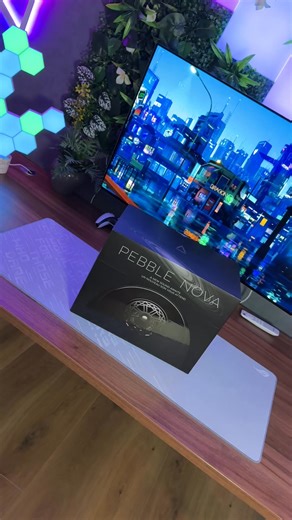 Setup da scrivania potenziato. Pebble X = grande suono, zero ingombro. | Creative Labs