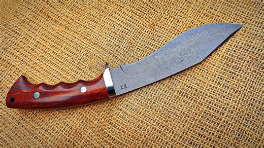 Wootz steel from 350 steel balls. Making a mini kukri knife