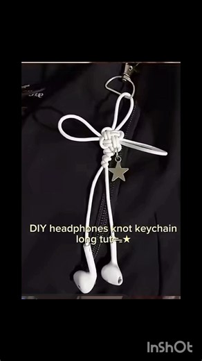 DIY headphones knot keychain #diy #shorts#keychain#recycling#aesthetic#craft#headphones#how#handmade