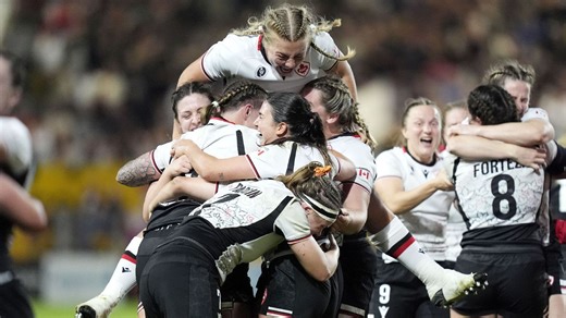 Women's Rugby World Cup: Canada overcome holders New Zealand to reach final