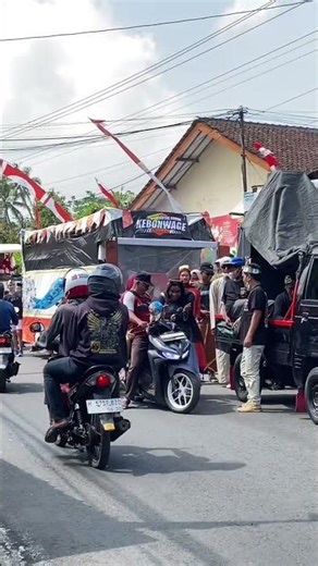 Festival one piece tank tayo goyang #keluarganahla #karnaval #viralvideo