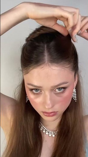 Bridgerton hair tutorial 🤍
