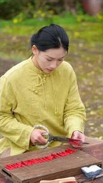 Crafting traditional velvet flower hairpin from silk thread | Ancient Hair Ornament Making