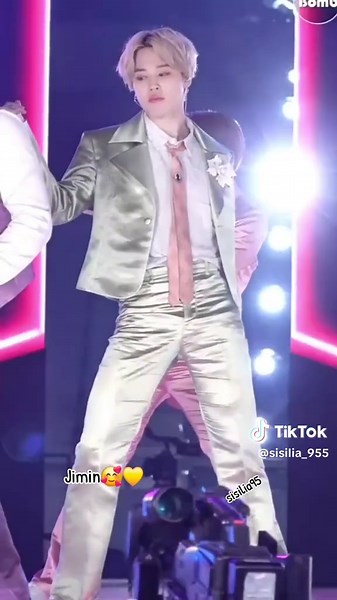 @SISILIA_95 (@sisilia_955)’s videos with 오리지널 사운드 - 고장난시계🆘️